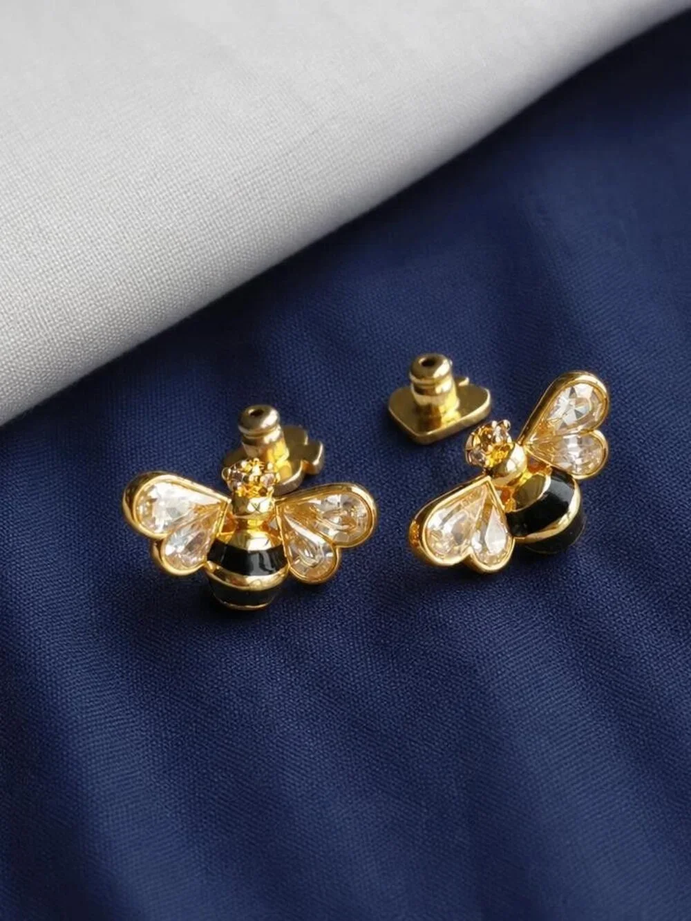 Kate Spade all abuzz stone bee stud earrings - Gold black